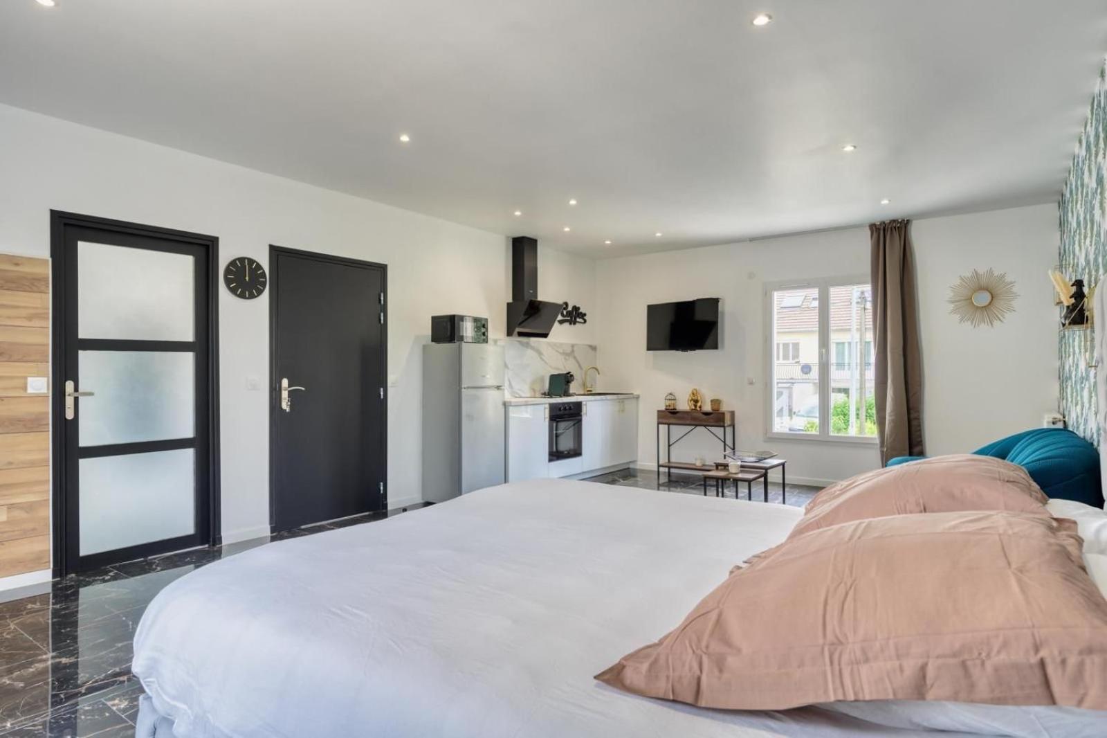 Studio 2 Coubron Екстер'єр фото
