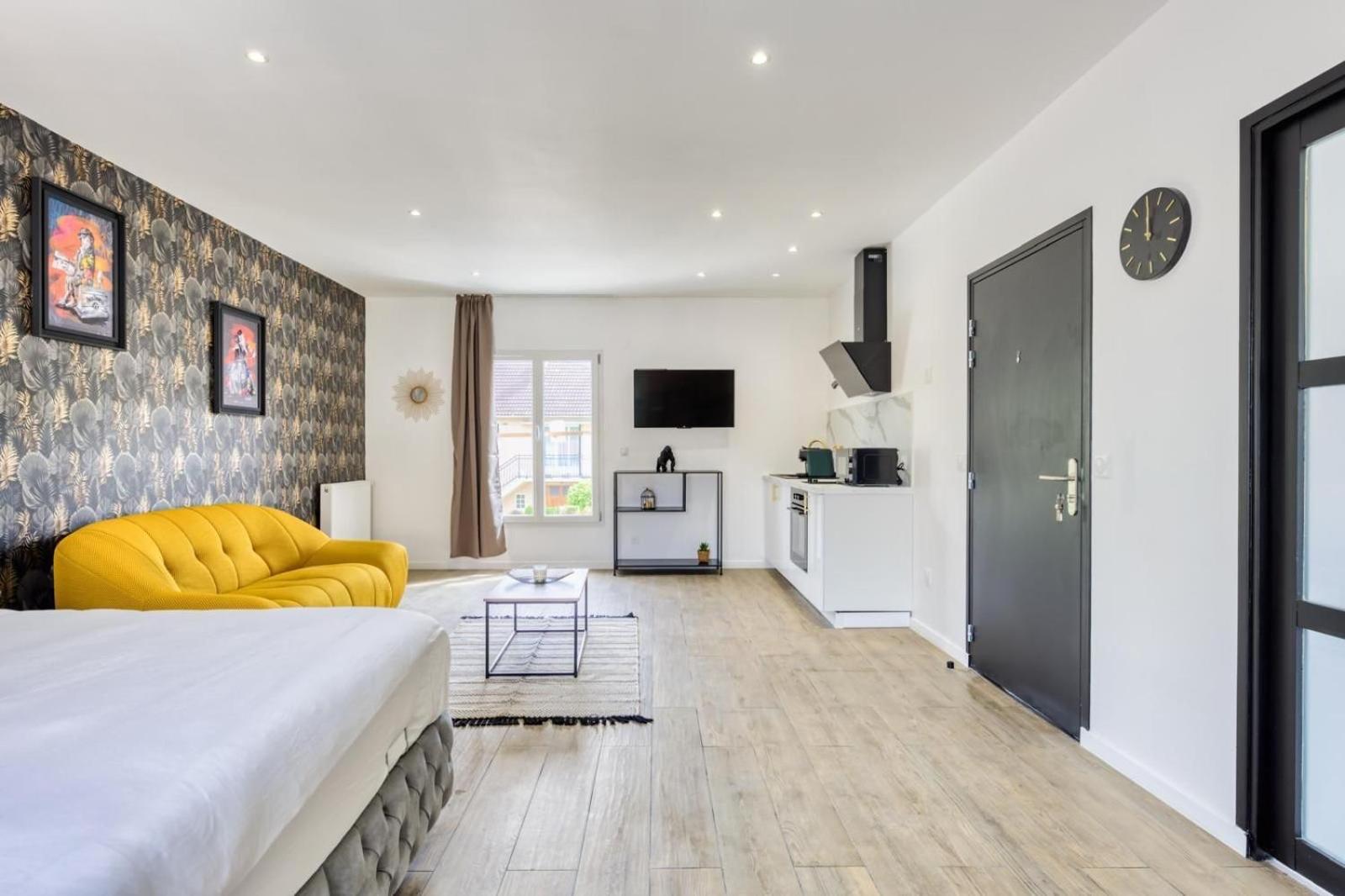 Studio 2 Coubron Екстер'єр фото