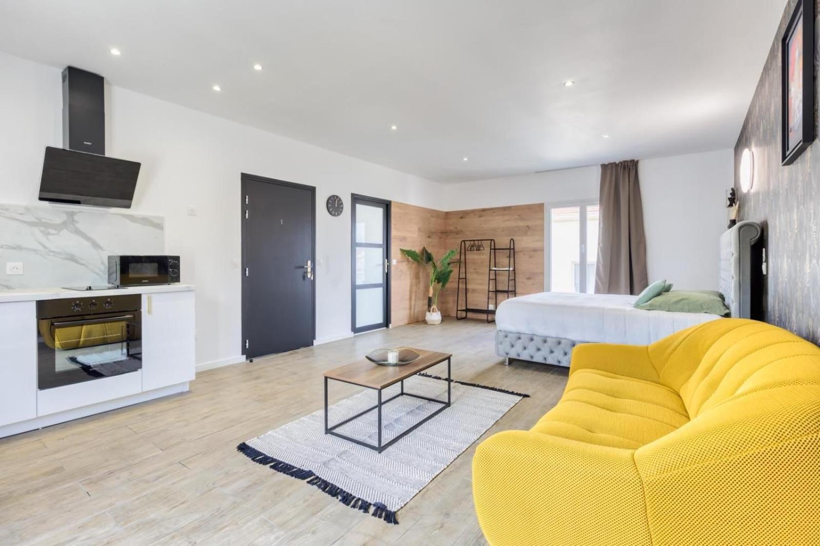 Studio 2 Coubron Екстер'єр фото